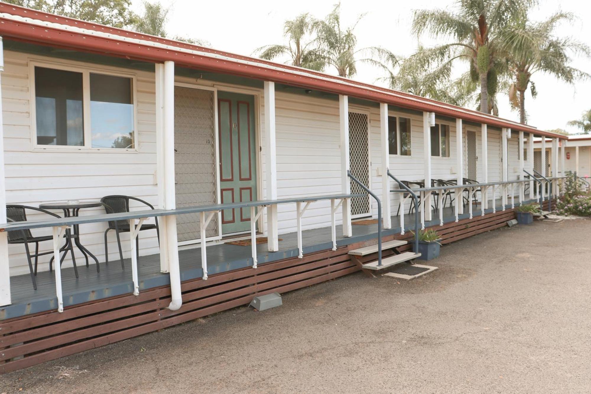 Injune Motel Exterior foto
