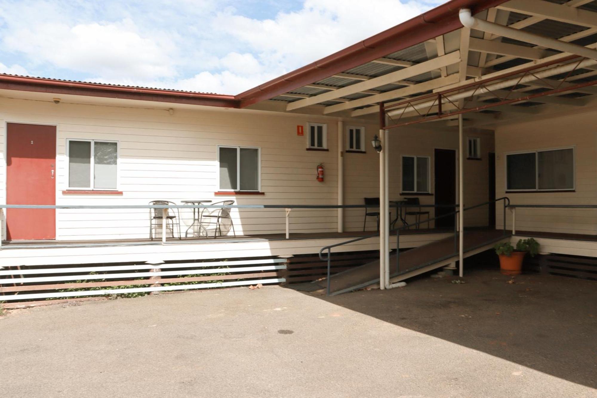 Injune Motel Exterior foto